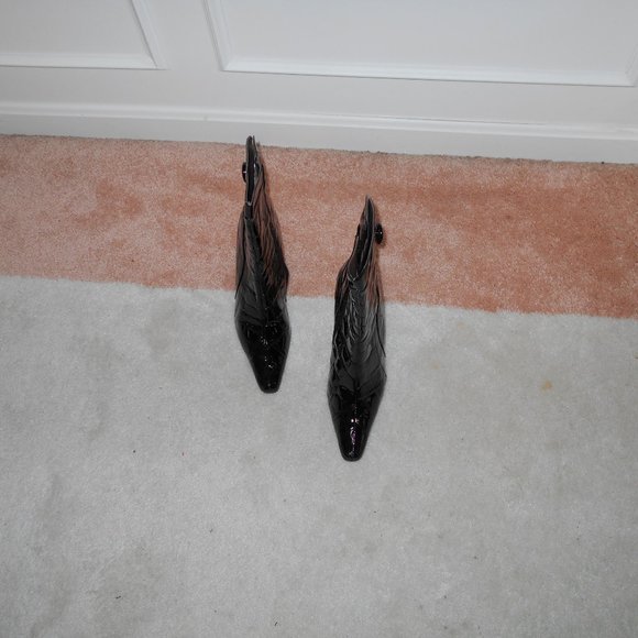 Black Patent Boots - Picture 5 of 7